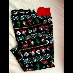 SOLD IN XPOST Hanna Andersson Gnome PJ pants size XL